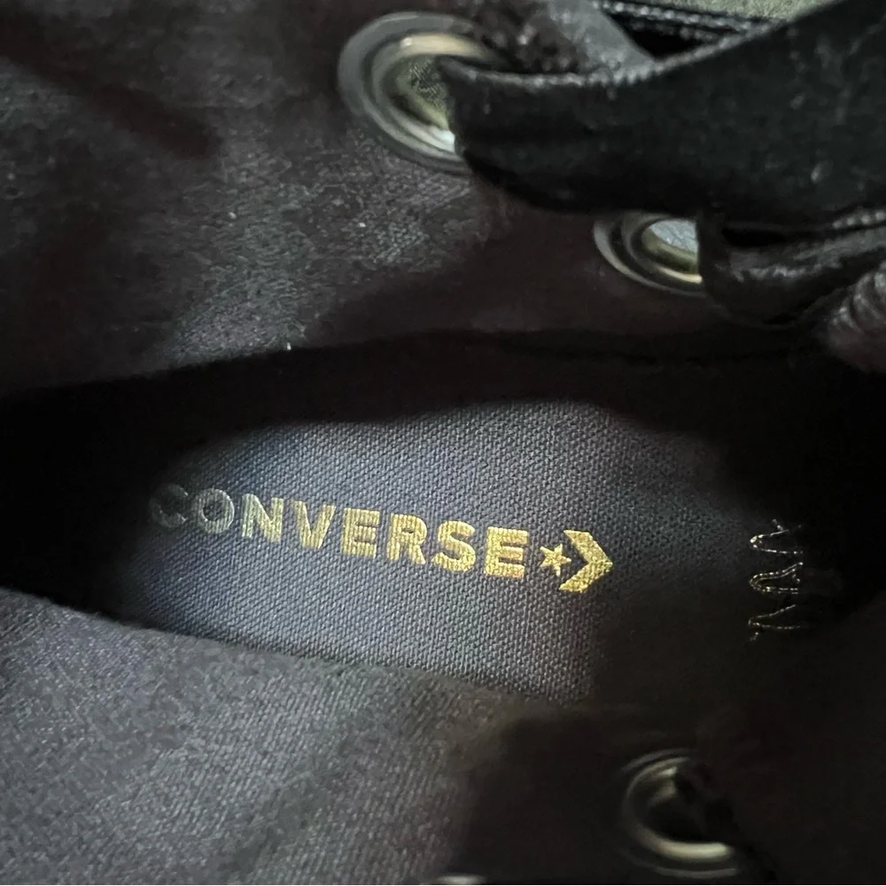 Converse Black Genuine Leather High-Top Gold Logo Sneakers Women 9 EUC - Picture 8 of 9